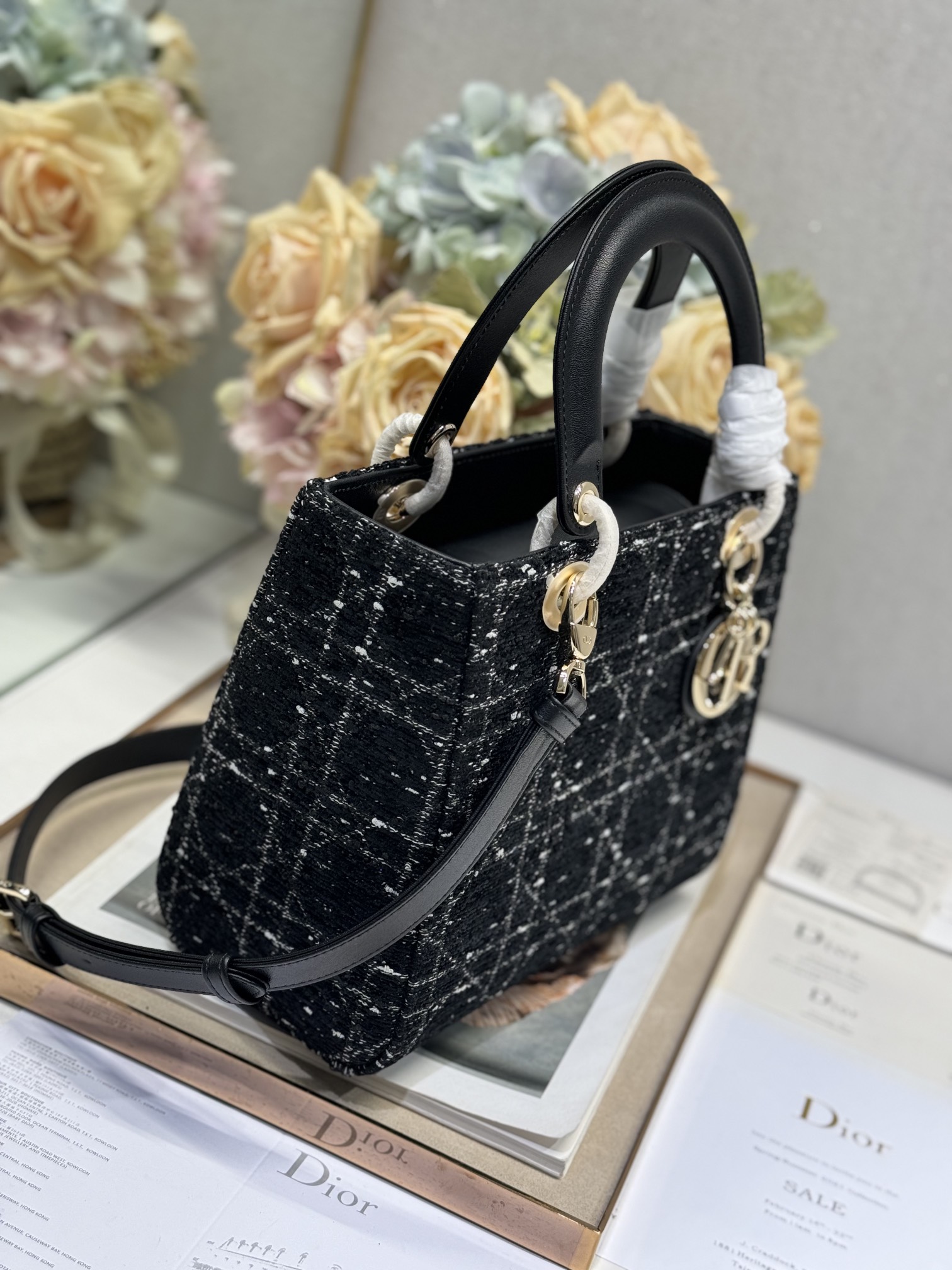 Lady Dior Black Tweed Handbag, Five-Compartment, Adjustable Strap, 24 x 20 x 11 cm 2 i1730364102 1292 1