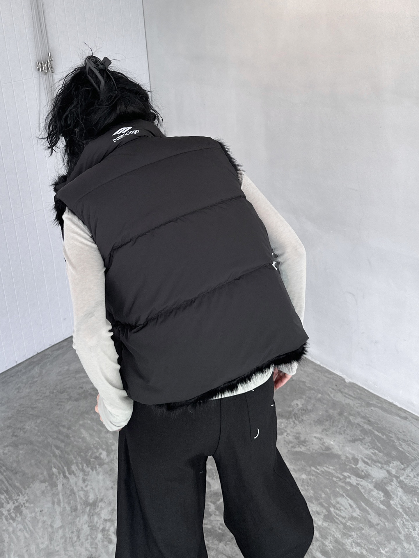 🌾NEW｜新款羽绒马甲，纯棉面布手感柔软，拼接进口环保♻️皮草，贵气十足，领口超密立体机绣logo，双面