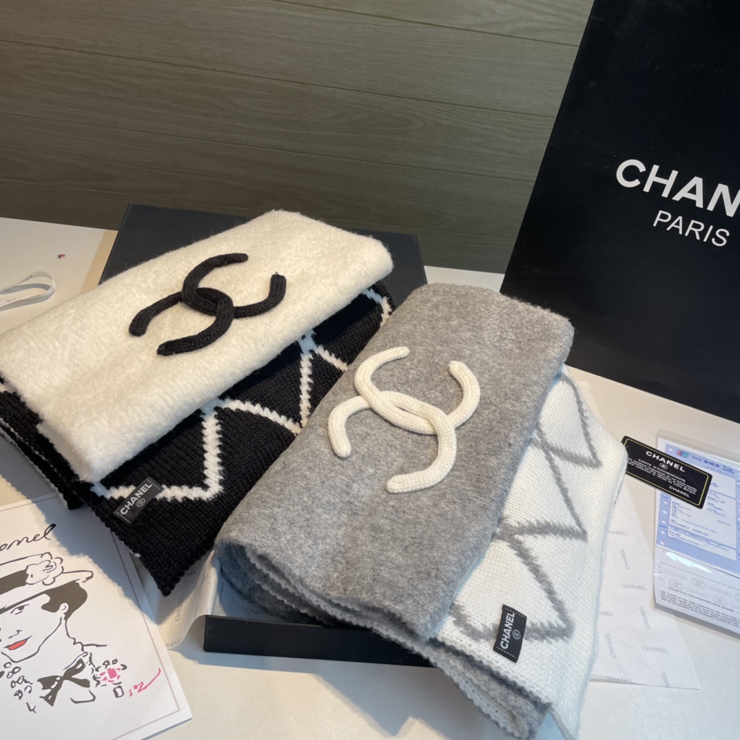 CHANEL秋冬新款针织围巾羊绒针织长巾️美翻了[流泪]御用殿堂级极品️新款在售进口纯羊绒针织毛线️美丽