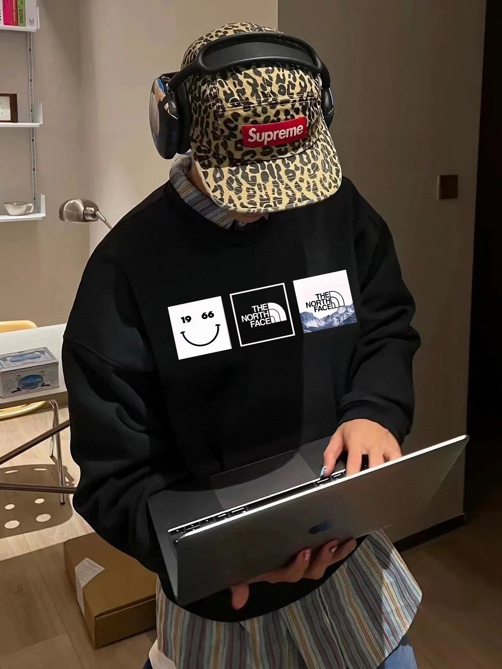 TNF Counter Velvet Coat: Stylish Unisex Design with Custom Details for Fall - 图片 5