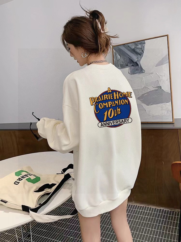 Stylish Unisex Velvet Coat with Custom Details in Various Colors and Sizes - 图片 6