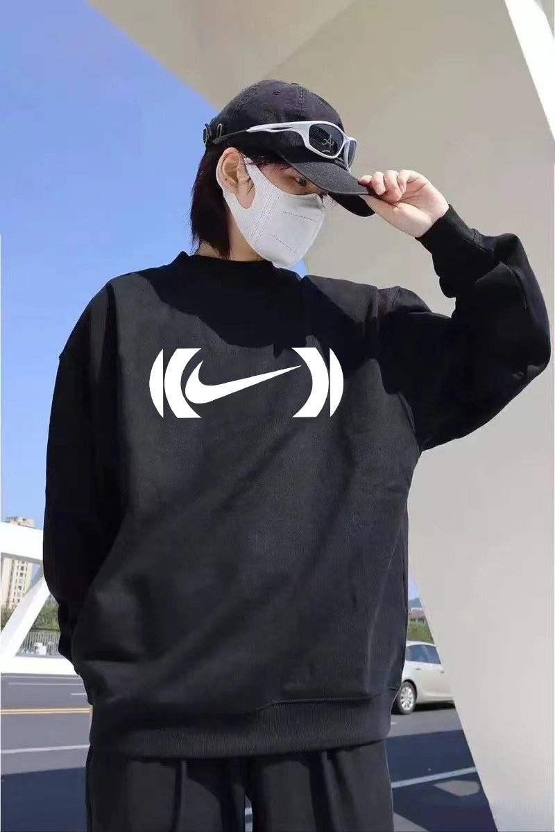 Nike Autumn/Winter 2021 Velvet Coat Collection for Men and Women - 图片 4