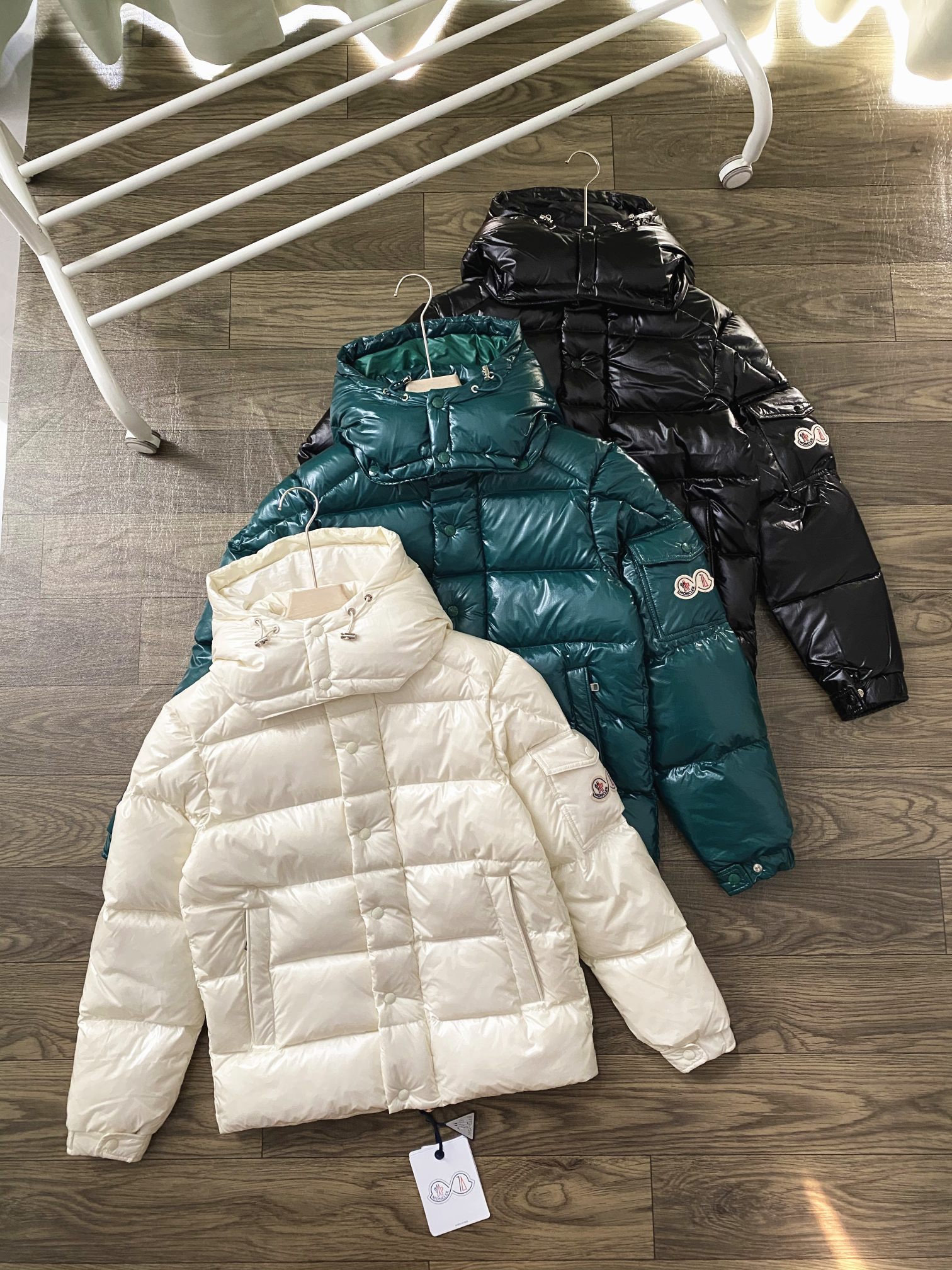 Moncler Kleding Jas &Jassen Bontmantel Zwart Groen Wit Unisex Wintercollectie Bovenzijde met capuchon