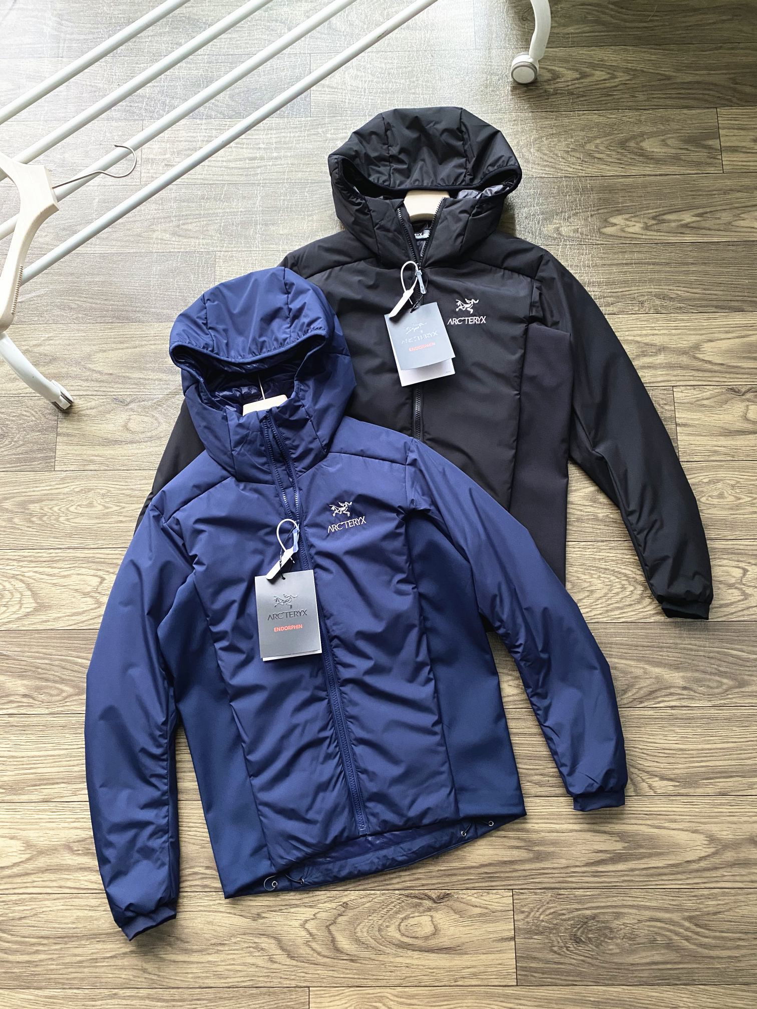 Arcteryx Kleding Jas &Jassen Beste groothandel replica
 Zwart Blauw Splijten Katoen Joggingbroek t104110