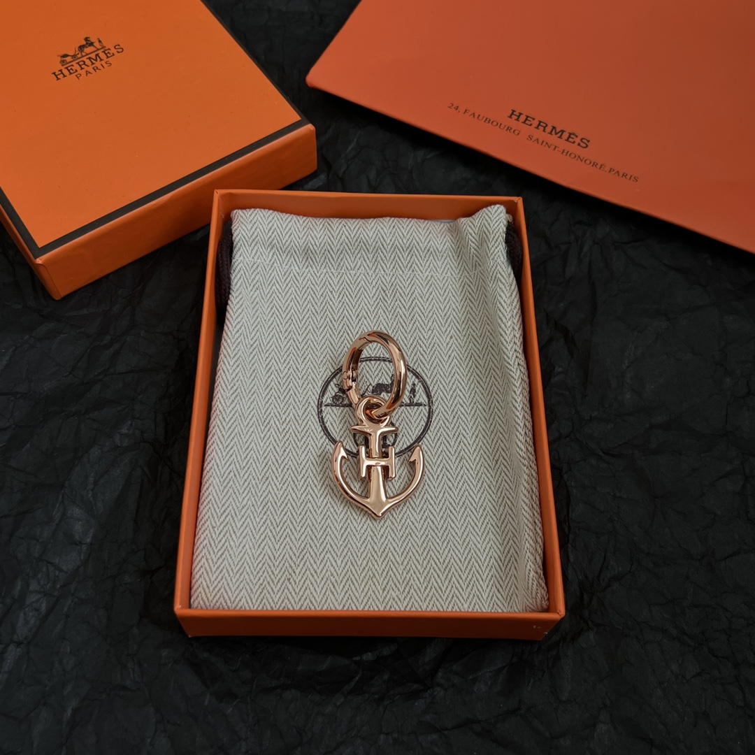 ¥340 Hermès Emas key button ¥ ¥ ¥ ¥ ¥ ¥ ¥ ¥ ¥ ¥ ¥ ¥ ¥ ¥ ¥ ¥ ¥ ¥ ¥ ¥ ¥ ¥ ¥ ¥ ¥ ¥ That’s a great touch - 图片 2
