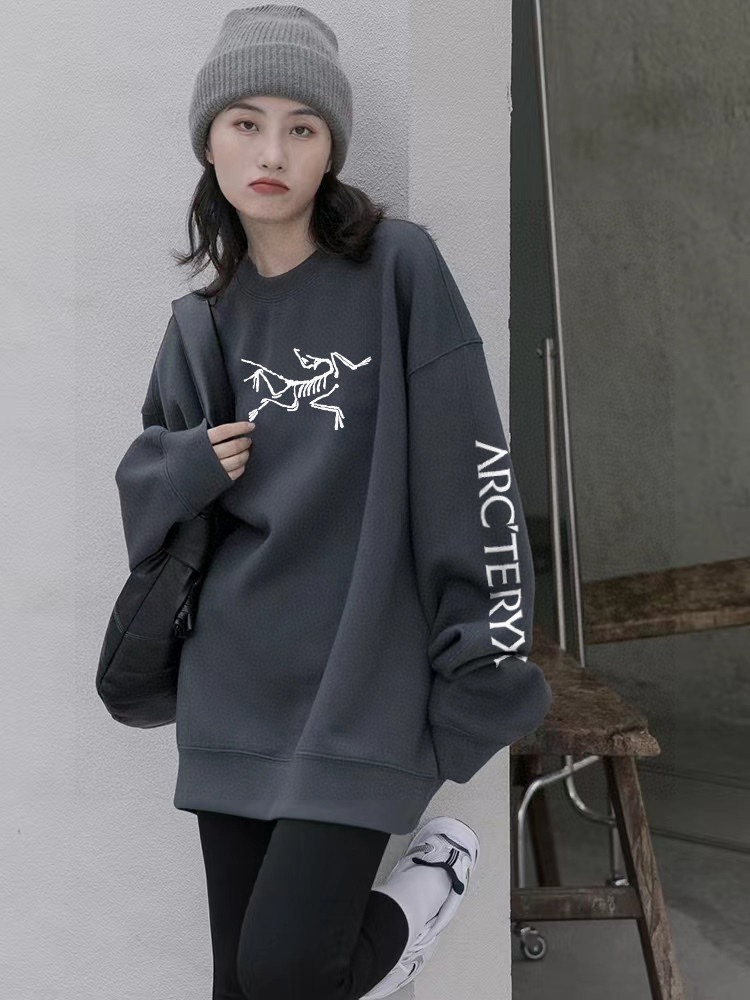 2024 ARC’TERYX Velvet Coat with Custom Details for Couples in Various Sizes - 图片 5