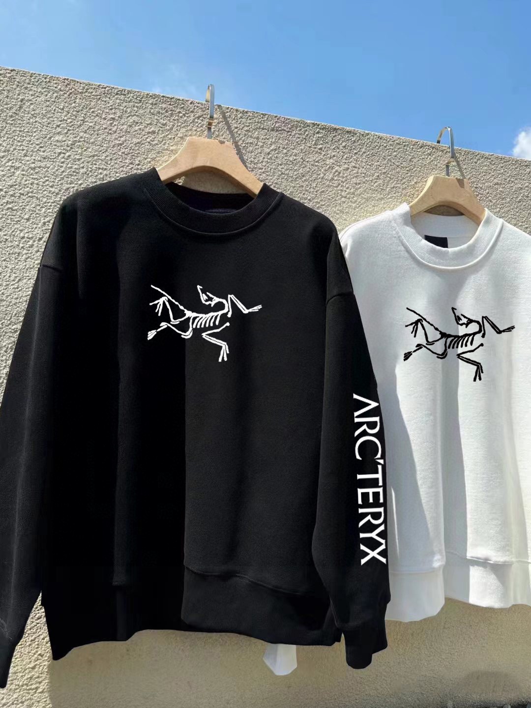 2024 ARC’TERYX Velvet Coat with Custom Details for Couples in Various Sizes - 图片 8