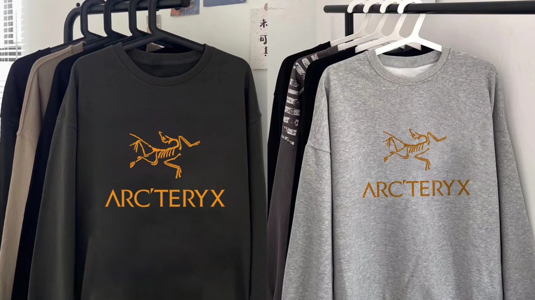 ARCTERYX Classic Cotton Jacket with Gold Logo Design in Various Colors - 图片 9