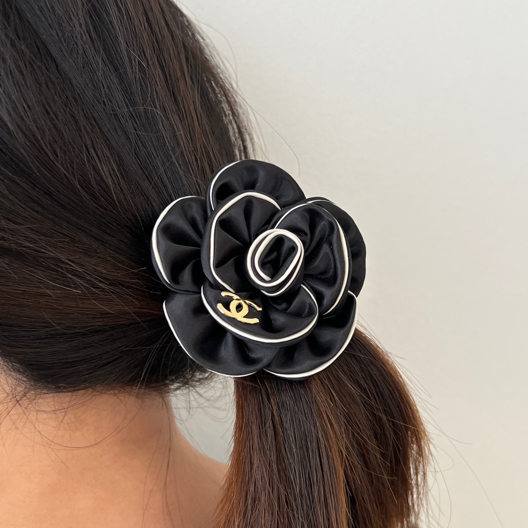 Chanel’s Latest Fragrance for Spring and Summer: Who Wears It Best?
