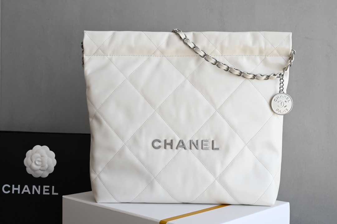 白金版▪️正品级 包装如图全新推出🌿𝐂𝐡𝐚𝐧𝐞𝟏 𝟐𝟐 𝐁𝐚𝐠𝟤𝟤𝖡𝖺𝗀 [升级版] 白色/银扣开料部𝖠