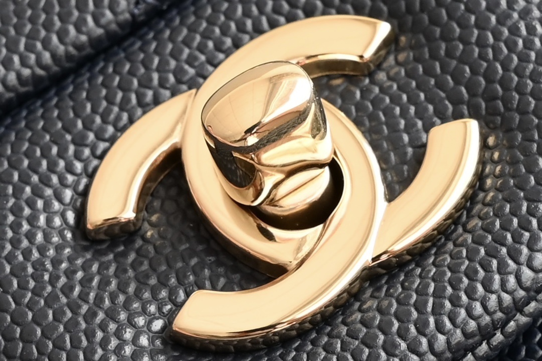 白金版▪️正品级 包装如图𝐂𝐡𝐚𝐧𝐞𝐥 𝐂𝐅 𝟐𝟒新色 宝蓝全名Classic Fla0 尺寸: 15.