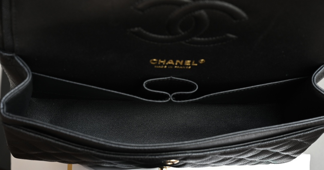 白金版▪️正品级 包装如图𝐂𝐡𝐚𝐧𝐞𝐥 𝐂𝐅 𝟐𝟒新色 黑色全名Classic Fla0 尺寸: 15.