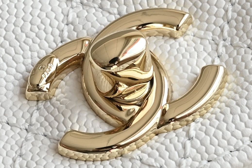 白金版▪️正品级 包装如图𝐂𝐡𝐚𝐧𝐞𝟏新品𝟐𝟒𝐊 𝗖𝗼𝗰𝗼𝗛𝗮𝗻𝗱𝗹𝗲 𝐦𝐢𝐧𝐢 手提𝖼𝗈𝖼𝗈 白色专柜