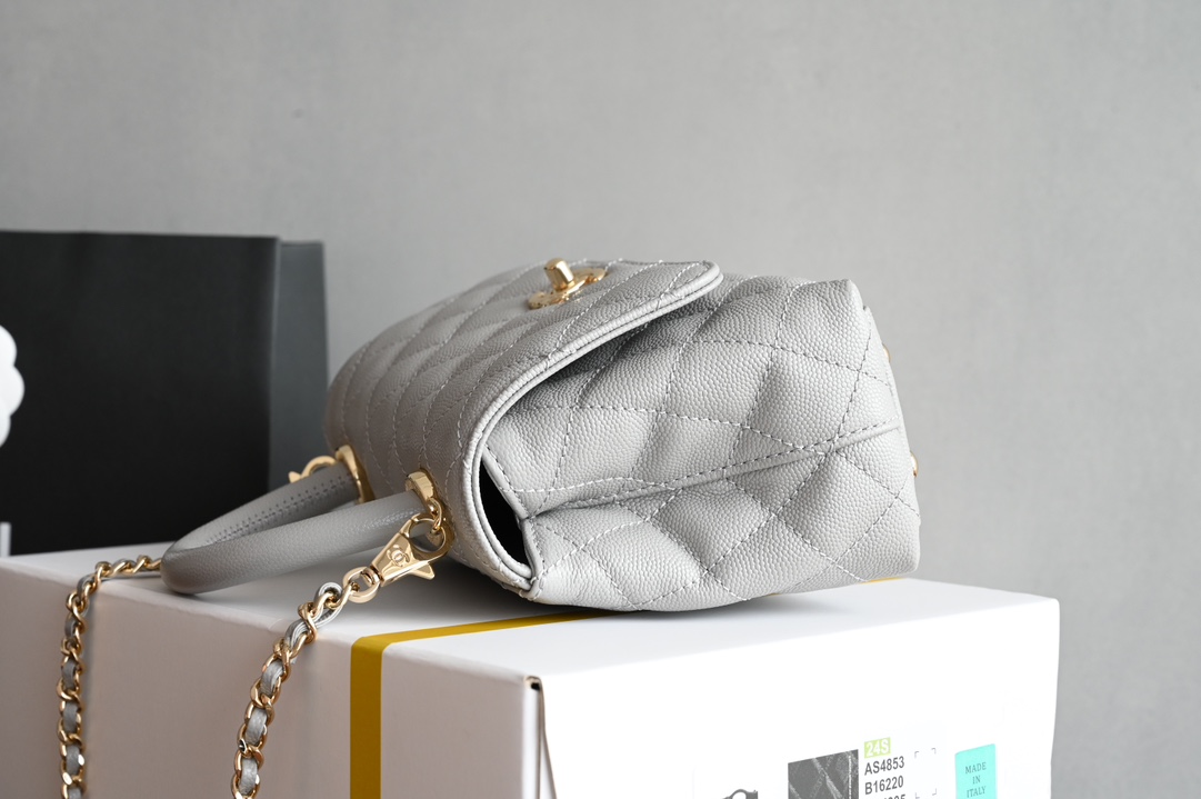 白金版▪️正品级 包装如图𝐂𝐡𝐚𝐧𝐞𝟏新品𝟐𝟒𝐊 𝗖𝗼𝗰𝗼𝗛𝗮𝗻𝗱𝗹𝗲 𝐦𝐢𝐧𝐢 手提𝖼𝗈𝖼𝗈 灰色专柜