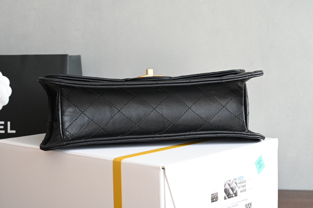 白金版▪️正品级 包装如图𝐂𝐡𝐚𝐧𝐞𝟏新品𝟐𝟒𝐊 豆腐包 大号专柜货售价𝟺𝟾𝟾𝟹𝟶𝗋𝗆𝖻购入～全新豆腐包