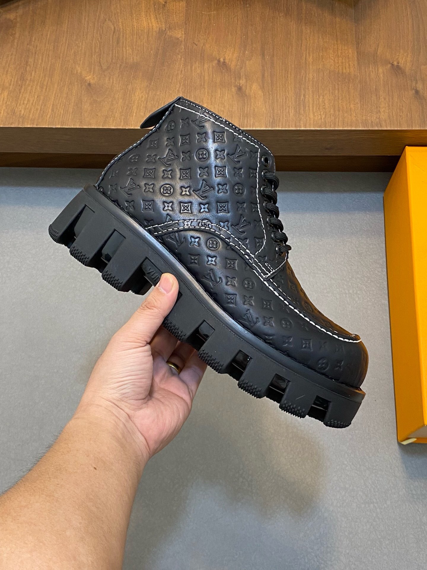 路易威登 Louis Vuitton 经典高奢皮鞋鞋履高跟鞋 #9834473D 4