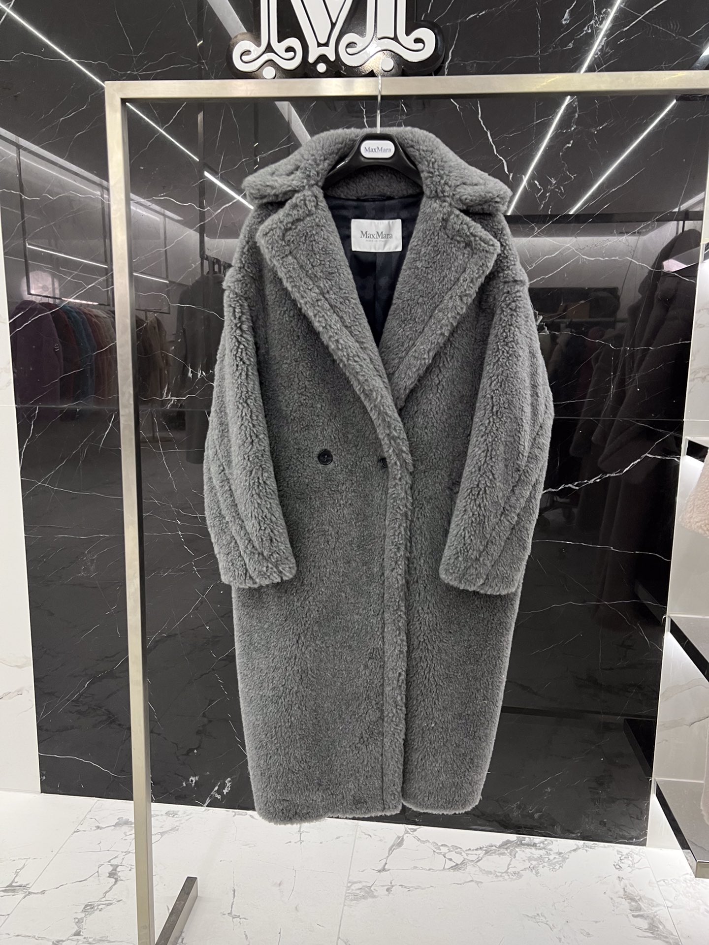 Maxmara TEDDY bear coat, original quality, 23 colors available. Materials: 62% alpaca, 26% wool, 12% silk. Sizes: XS, S.-Big cat
