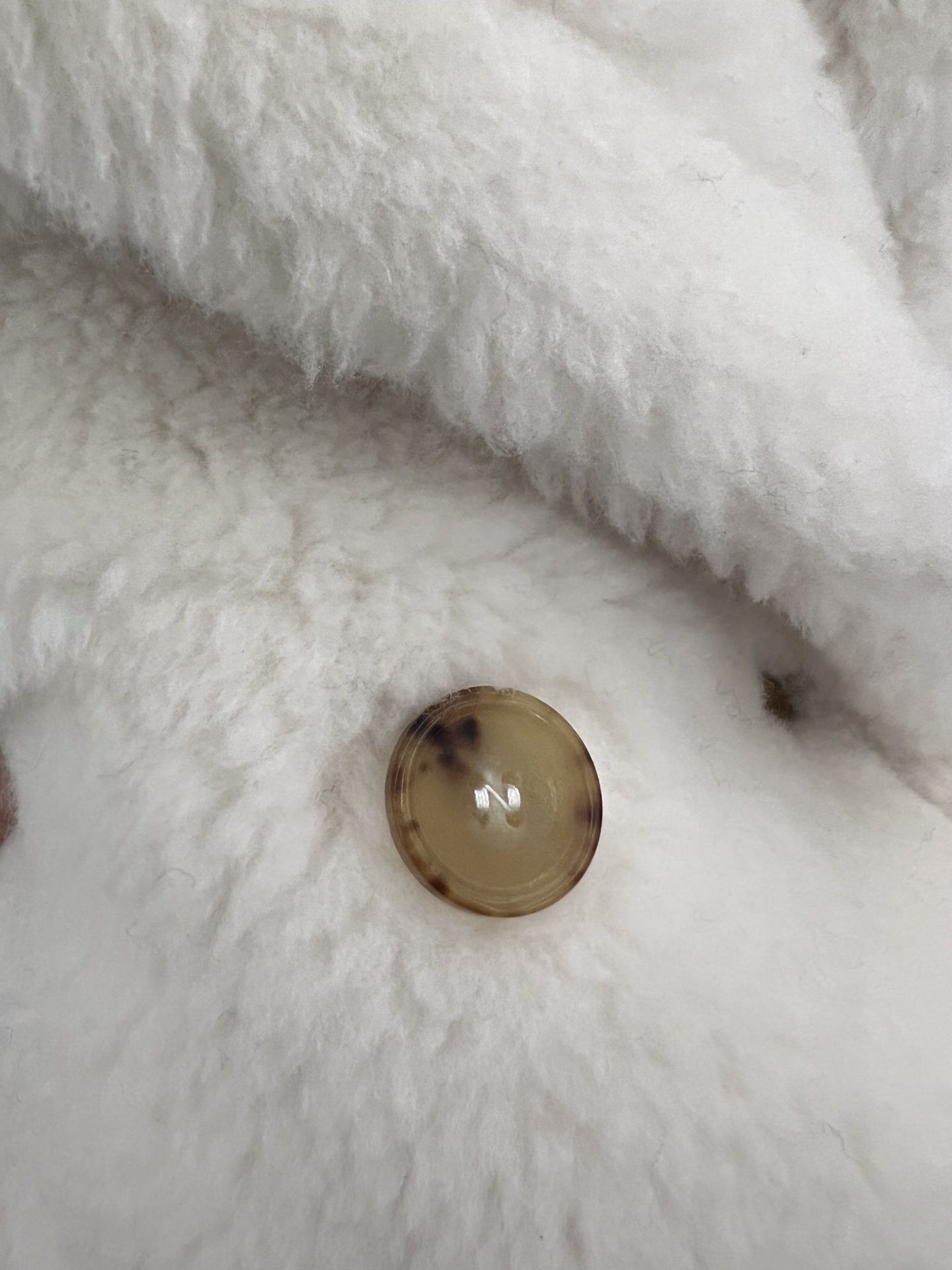 Maxmara TEDDY coat, show style, lightweight, 23 colors available. Materials: 62% alpaca, 26% wool, 12% silk. Sizes: XS, S. Original quality, precise craftsmanship.-Big cat