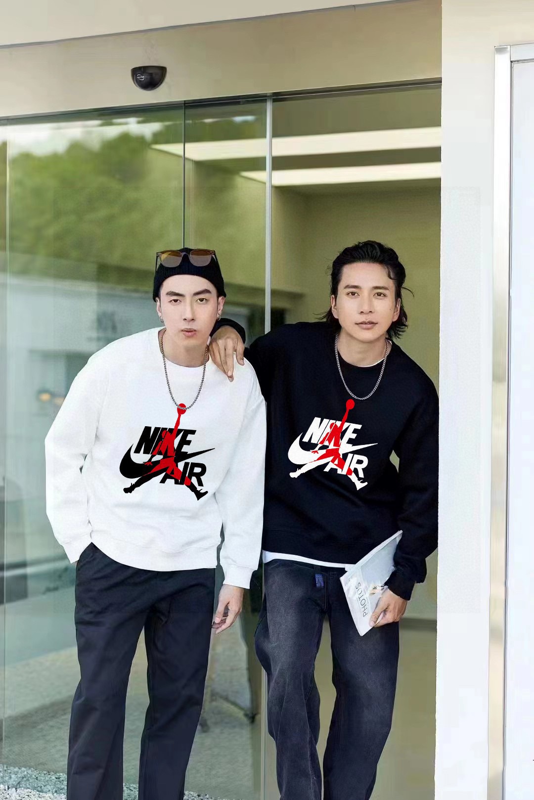 Nick & Jordan Union Inc. Velvet Couple’s Coat: Stylish, Customizable, Versatile. - 图片 4