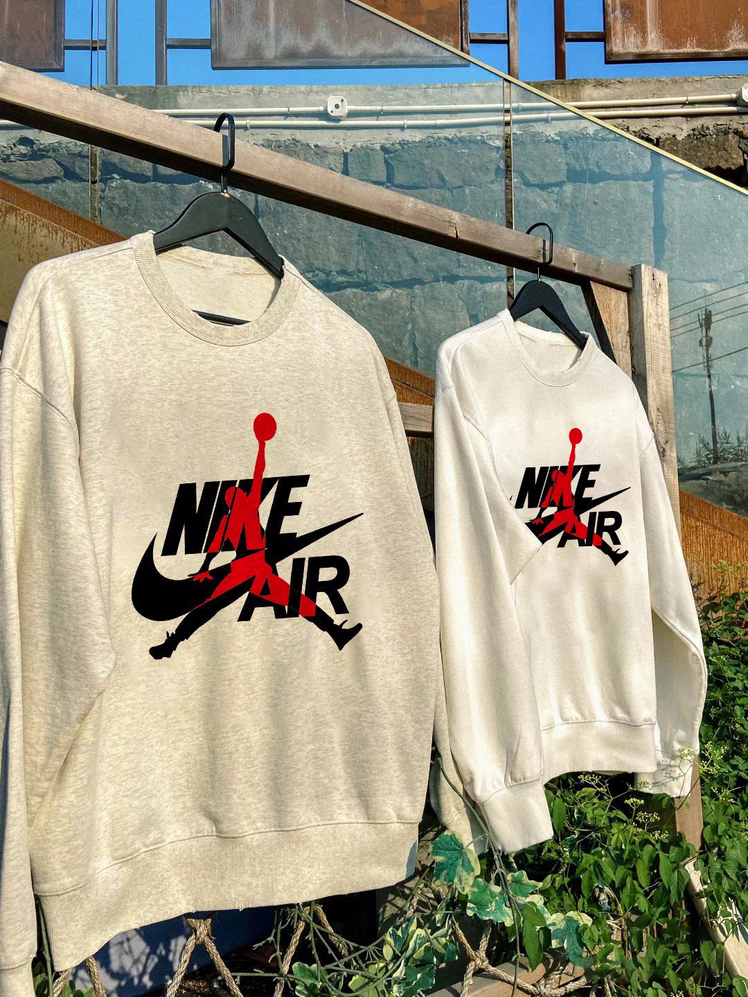 Nick & Jordan Union Inc. Velvet Couple’s Coat: Stylish, Customizable, Versatile. - 图片 7