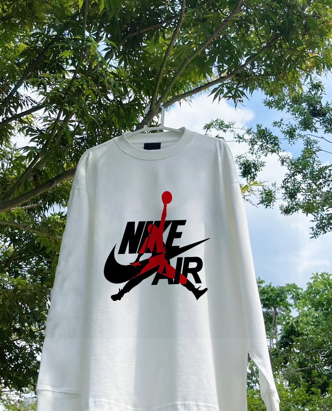 Nick & Jordan Union Inc. Velvet Couple’s Coat: Stylish, Customizable, Versatile. - 图片 6