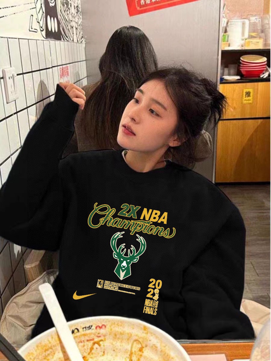 Nike NBA Series Velvet Couples’ Coats: Stylish, Customized, and Versatile - 图片 6