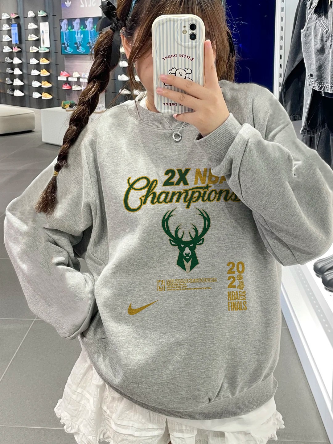 Nike NBA Series Velvet Couples’ Coats: Stylish, Customized, and Versatile