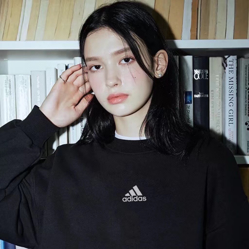 Adidas Velvet Platinum Hoodie in Black: Sizes and Measurements Summary - 图片 2