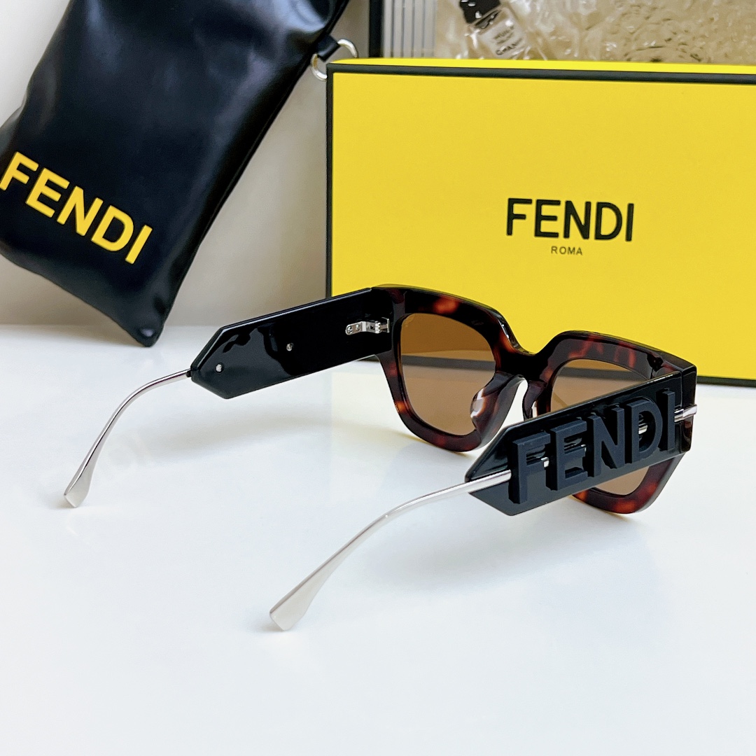  FENDI 玳瑁
MOD：FE40097
SIZE：53-22-140
🔝🔝
