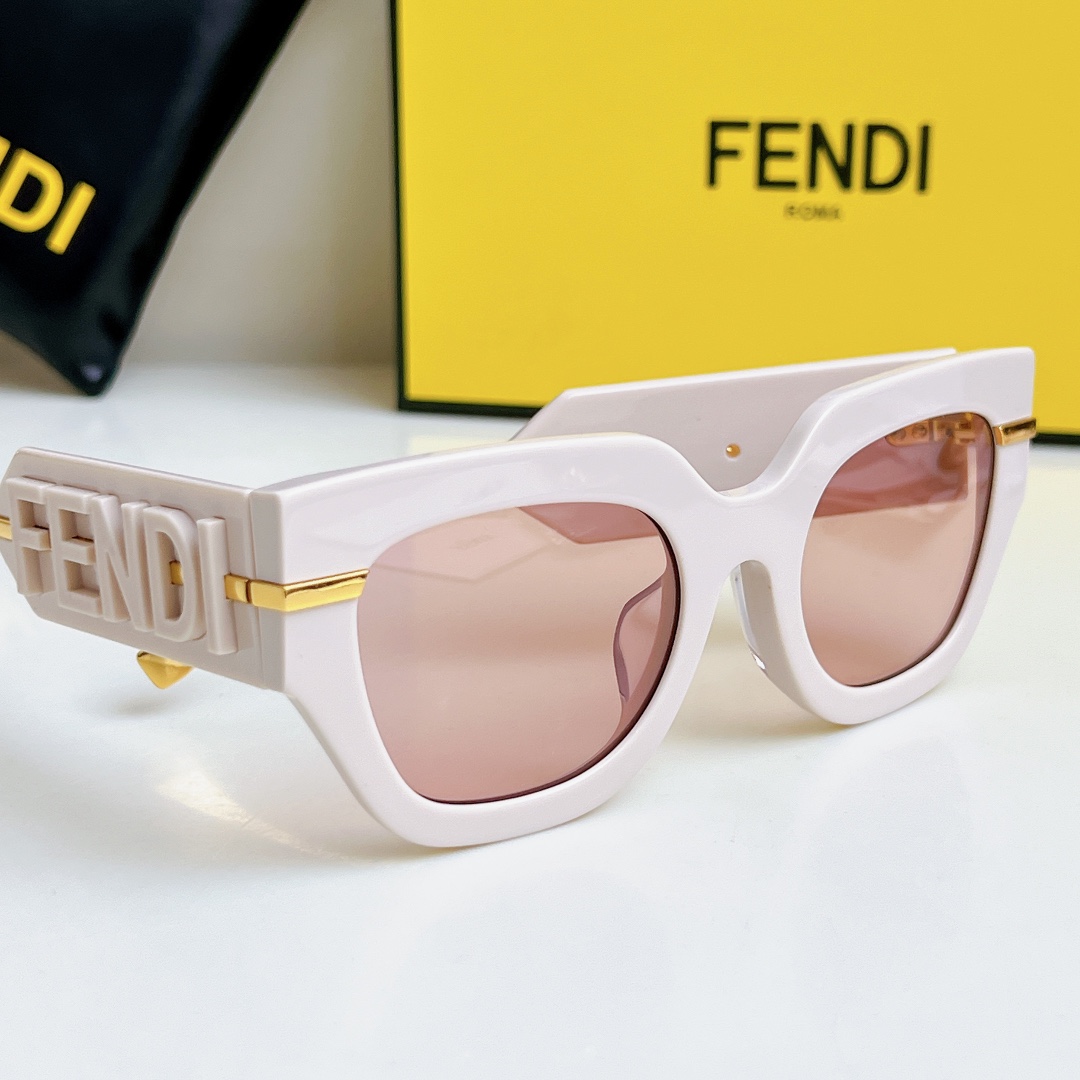  FENDI 米粉
MOD：FE40097
SIZE：53-22-140
🔝🔝