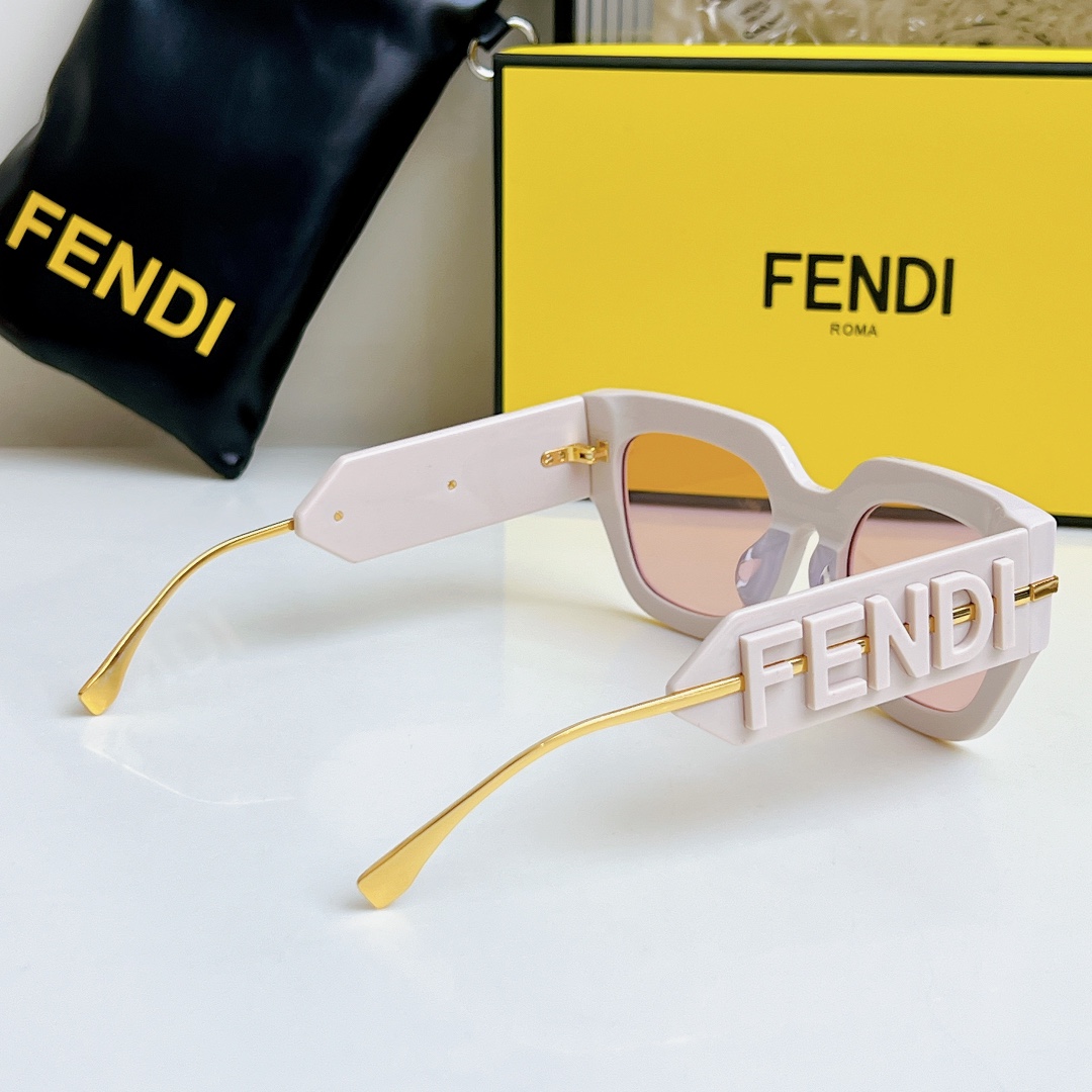  FENDI 米粉
MOD：FE40097
SIZE：53-22-140
🔝🔝