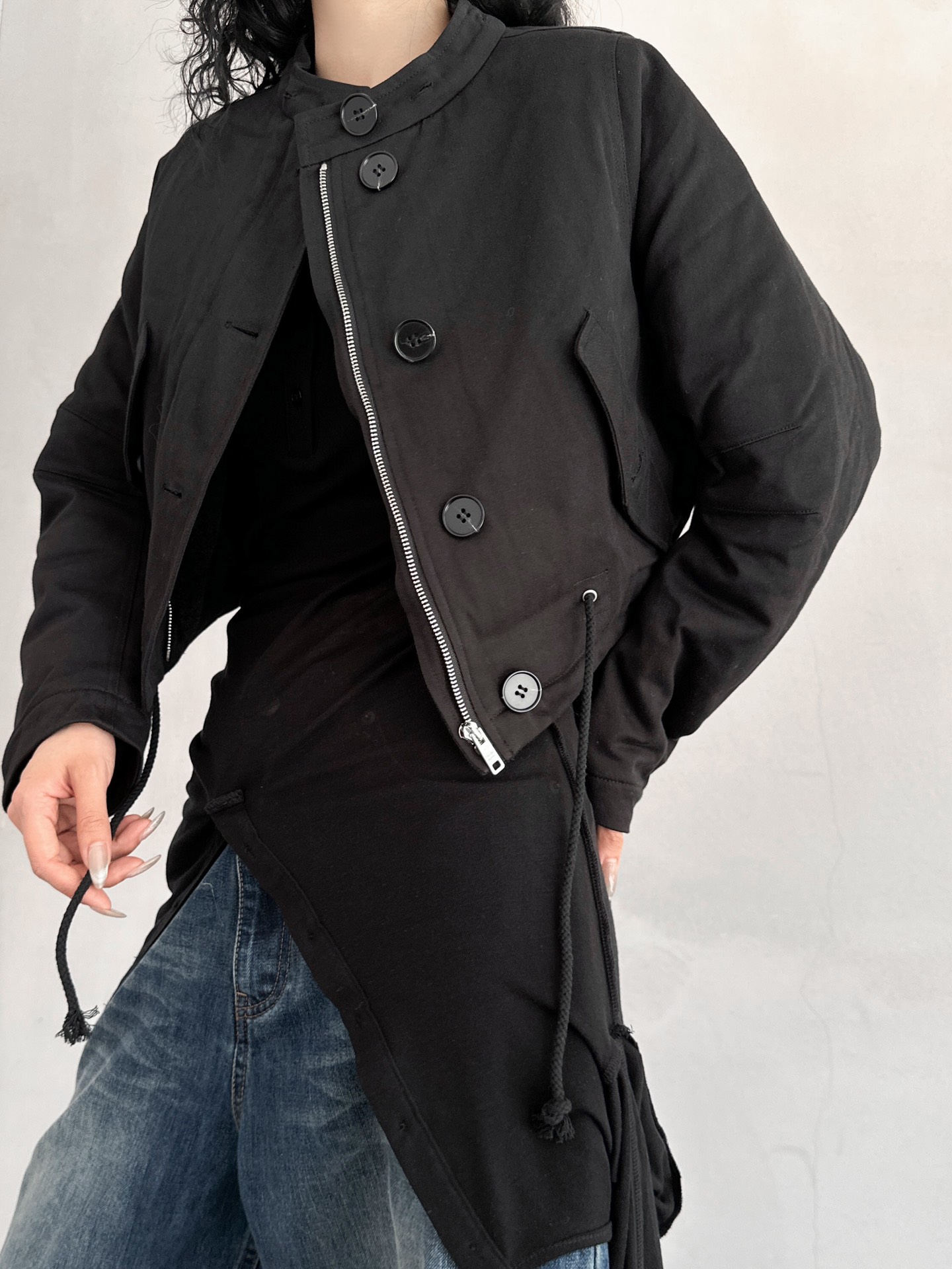 🌾 P家｜新款棉服，纯棉面布，内胆采用进口高密环保毛面料，手感柔软上身亲肤，镰刀形袖边设计，甜酷十足，短