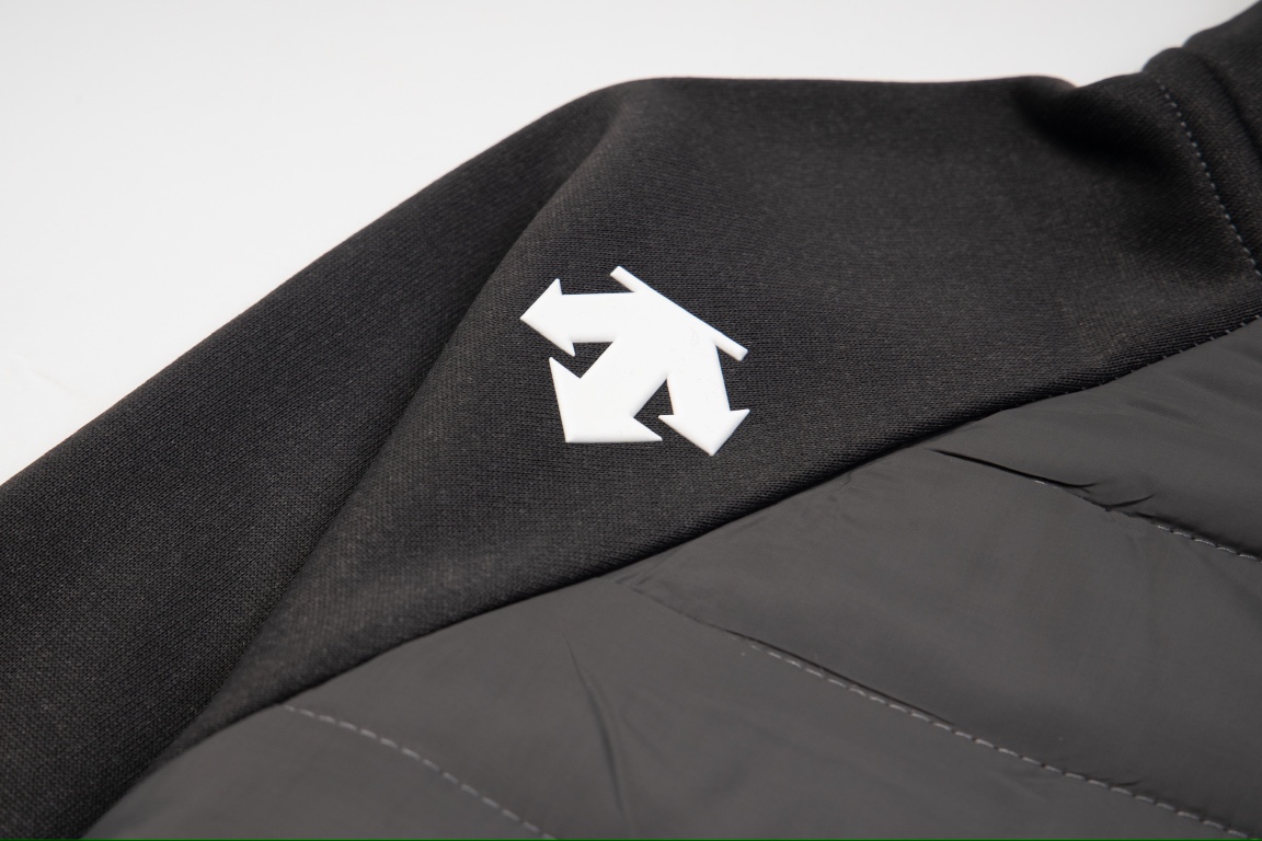“385 Daj Disant DeScente Winter Cotton Coats for Couples – Black, White, Grey” - 图片 8