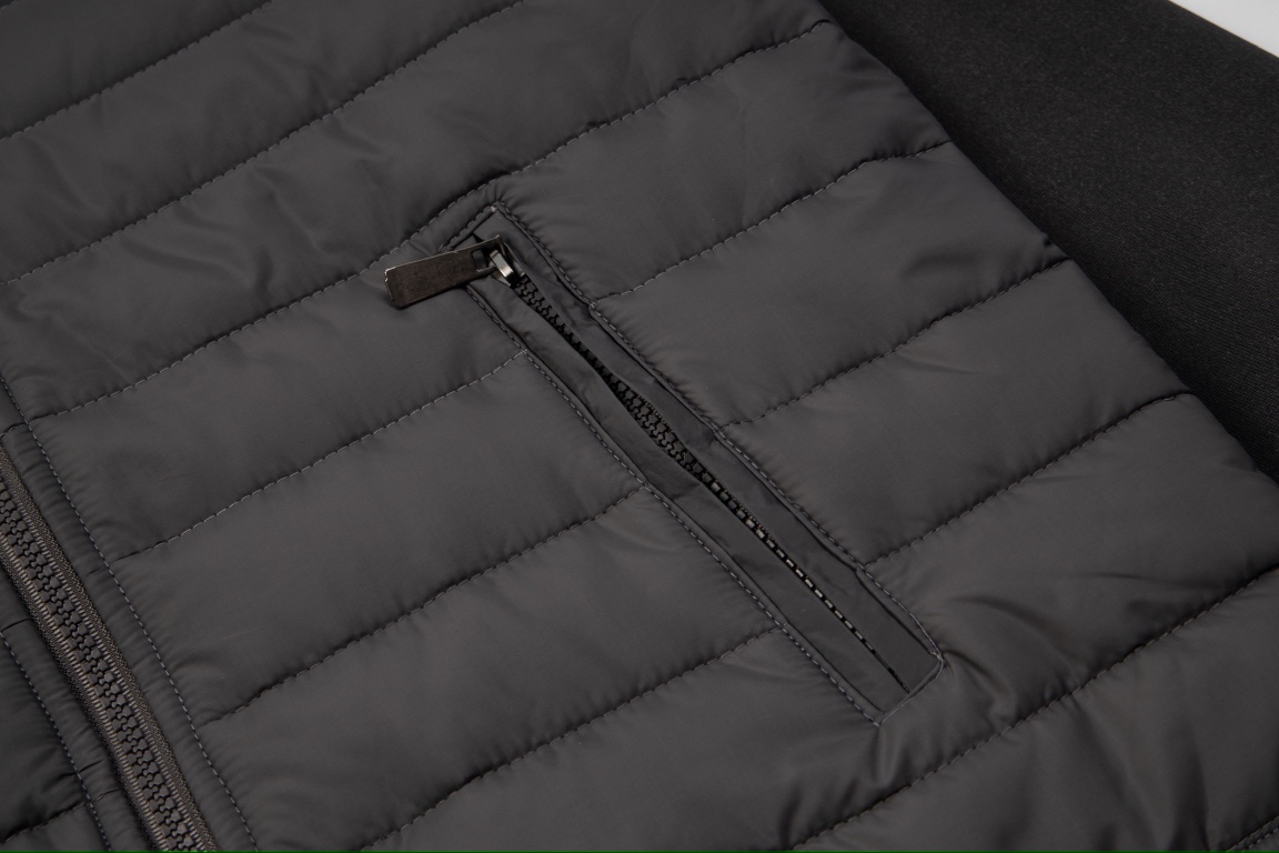 “385 Daj Disant DeScente Winter Cotton Coats for Couples – Black, White, Grey” - 图片 5
