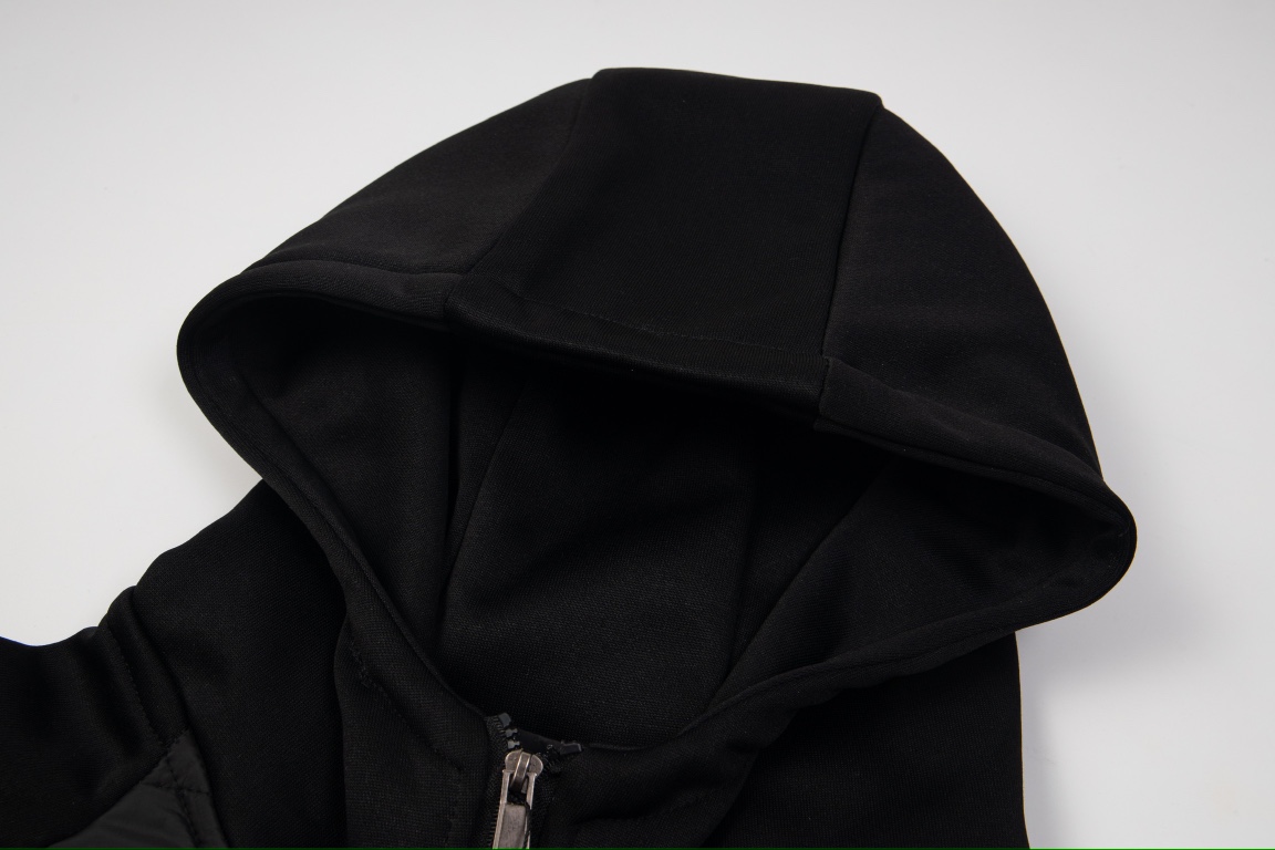 “385 Daj Disant DeScente Winter Cotton Coats: Warm Comfort for Couples” - 图片 2