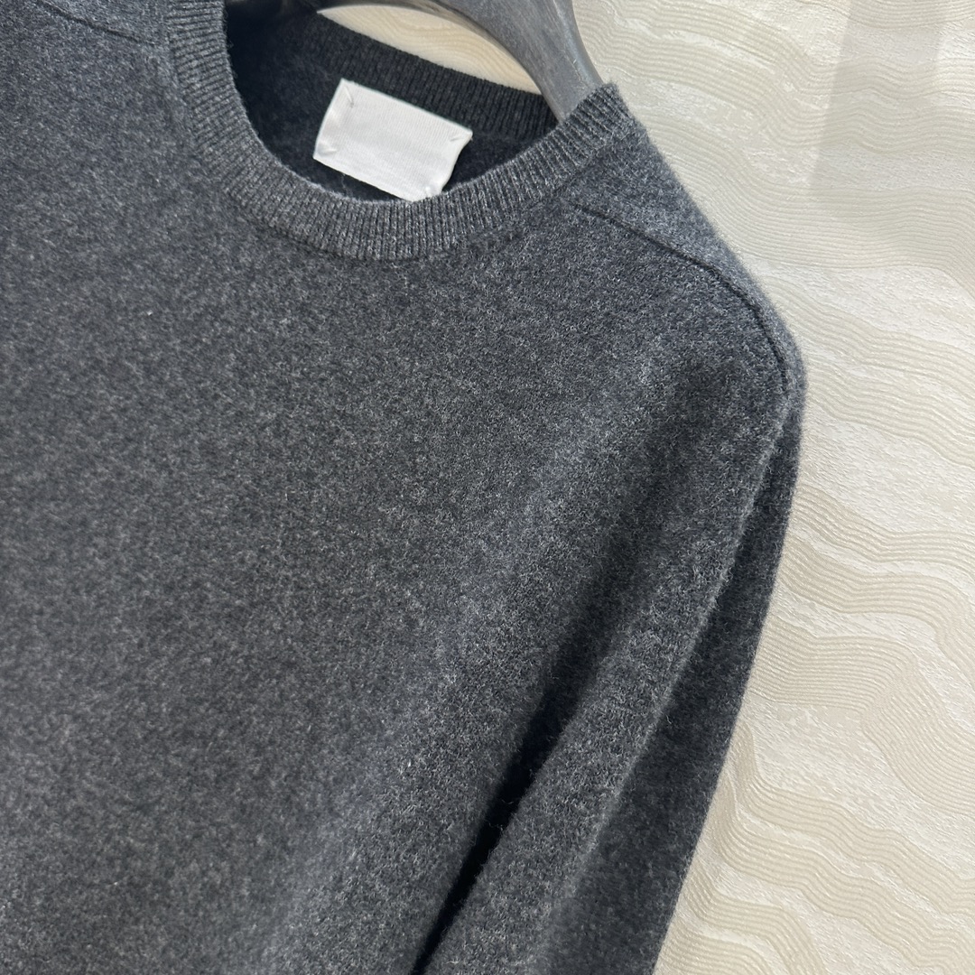 High-Quality Wool Women’s Suit with Exclusive Packaging, Simple and Modulated Design - 图片 4