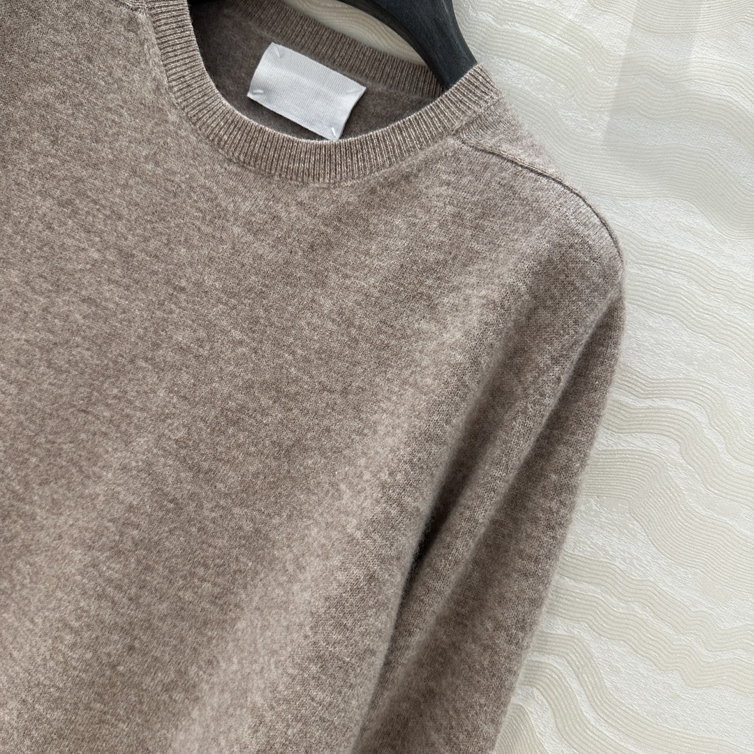 Exclusive Packaged Women’s Wool Suit: High Quality, Simple Design, Classic Style, Delicate Workmanship. - 图片 3