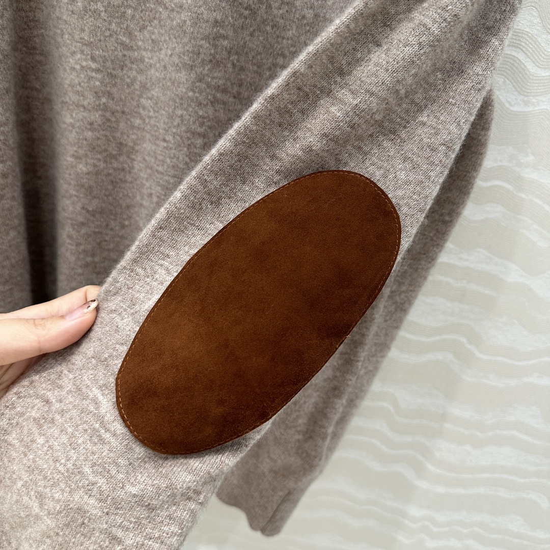 Exclusive Packaged Women’s Wool Suit: High Quality, Simple Design, Classic Style, Delicate Workmanship. - 图片 6