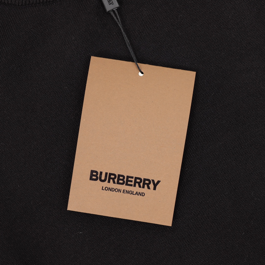 Burberry/巴宝莉 手臂补丁格纹圆领卫衣毛衣