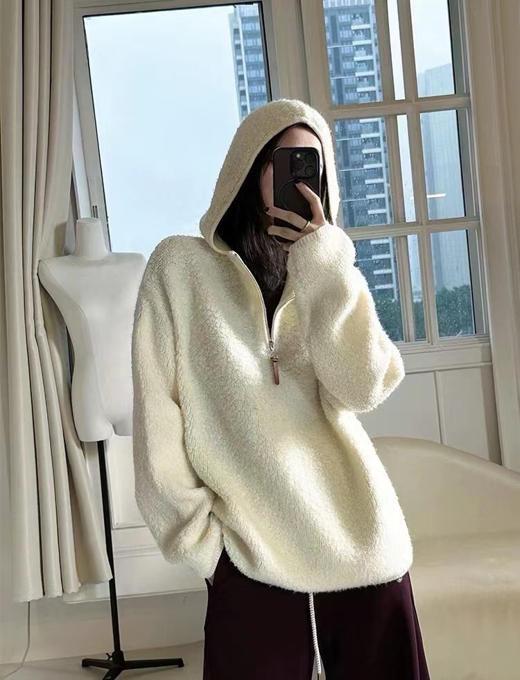 NO:687166,,,19860909,,,Women's clothing