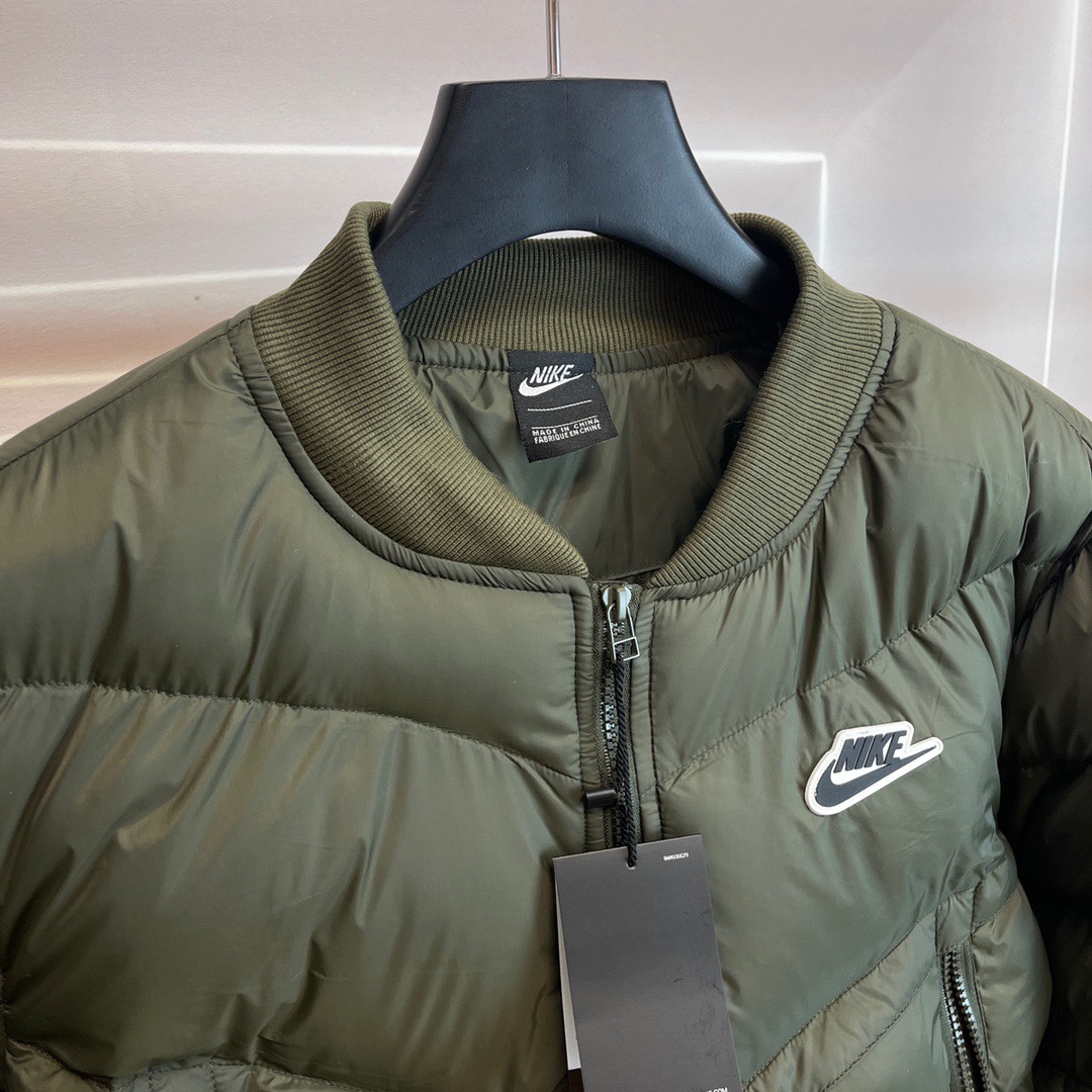 Eco-Friendly Winter Baseball Flying Cotton Coat in Green and Black, High Quality. - 图片 3