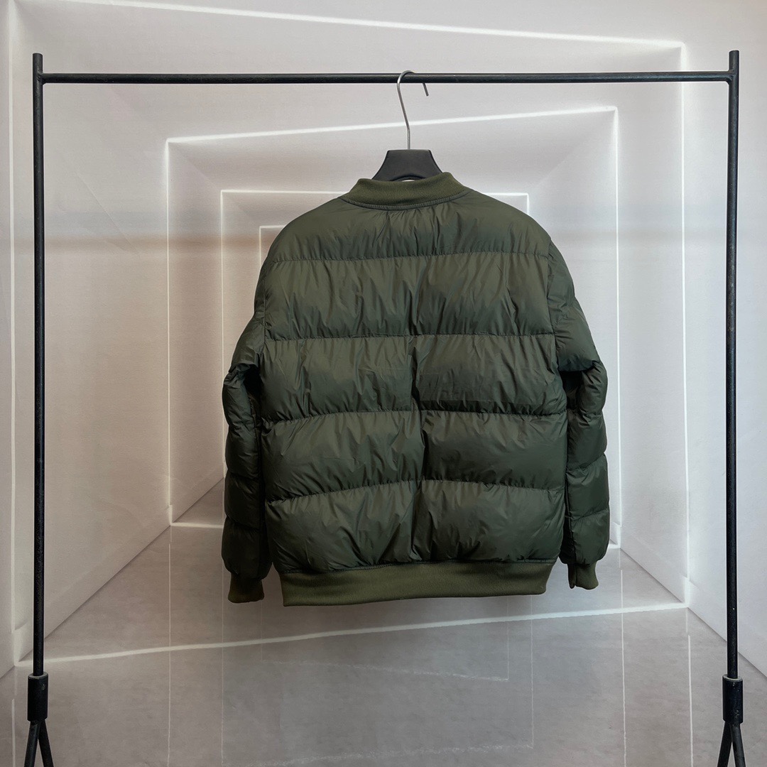 Eco-Friendly Winter Baseball Flying Cotton Coat in Green and Black, High Quality. - 图片 2