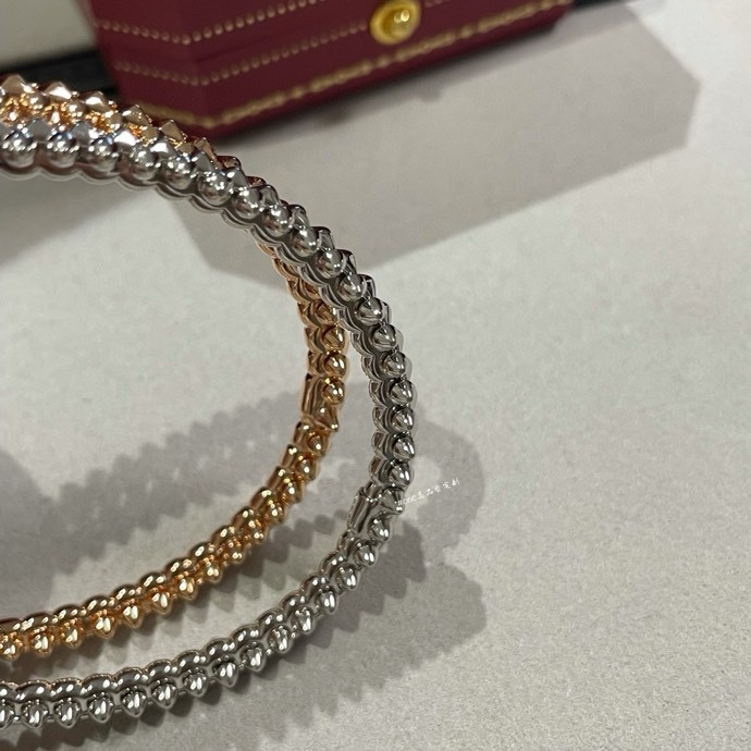 Cartier Clash de c*rtier铆钉手镯 白金玫瑰金两色 购入ZP开发 这个系列大家不陌生