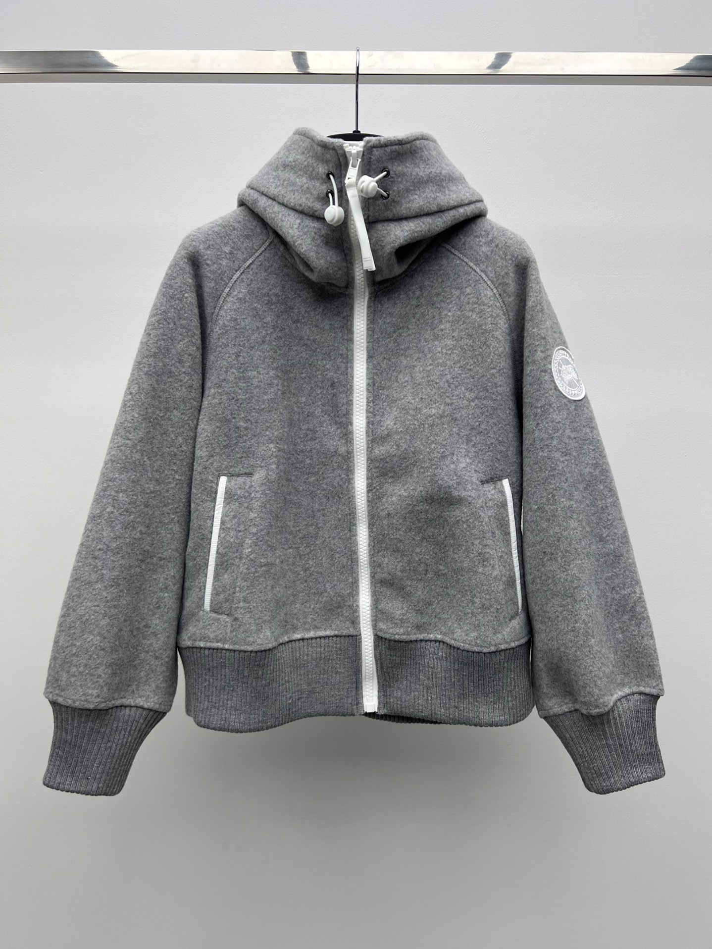 Classic Wool Canada Goose Suit with Chiliwick Pilot Jacket: Timeless Style and Warmth