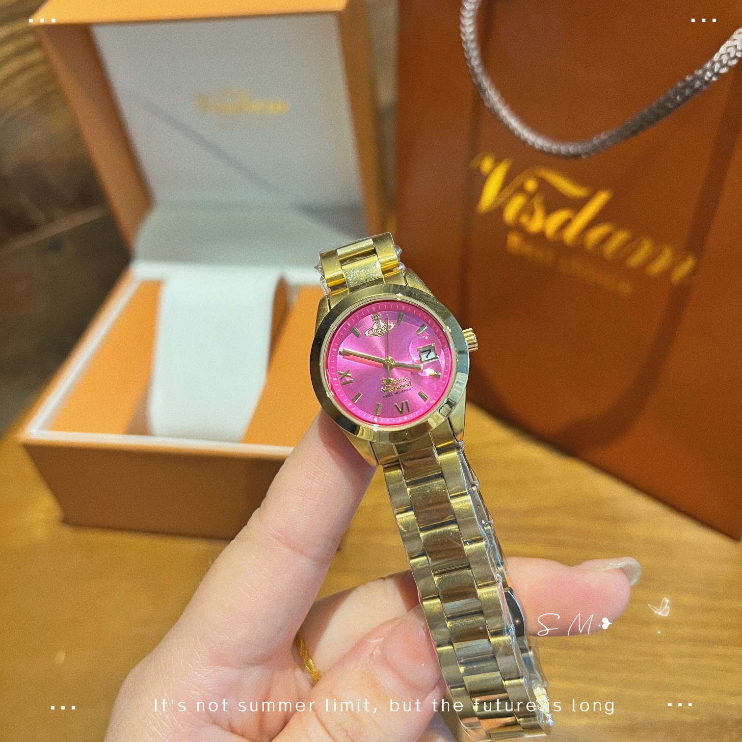 Vivienne Westwood Queen’s Watch: Stainless Stone, Classic Design, Roman Sculptor Detail - 图片 7