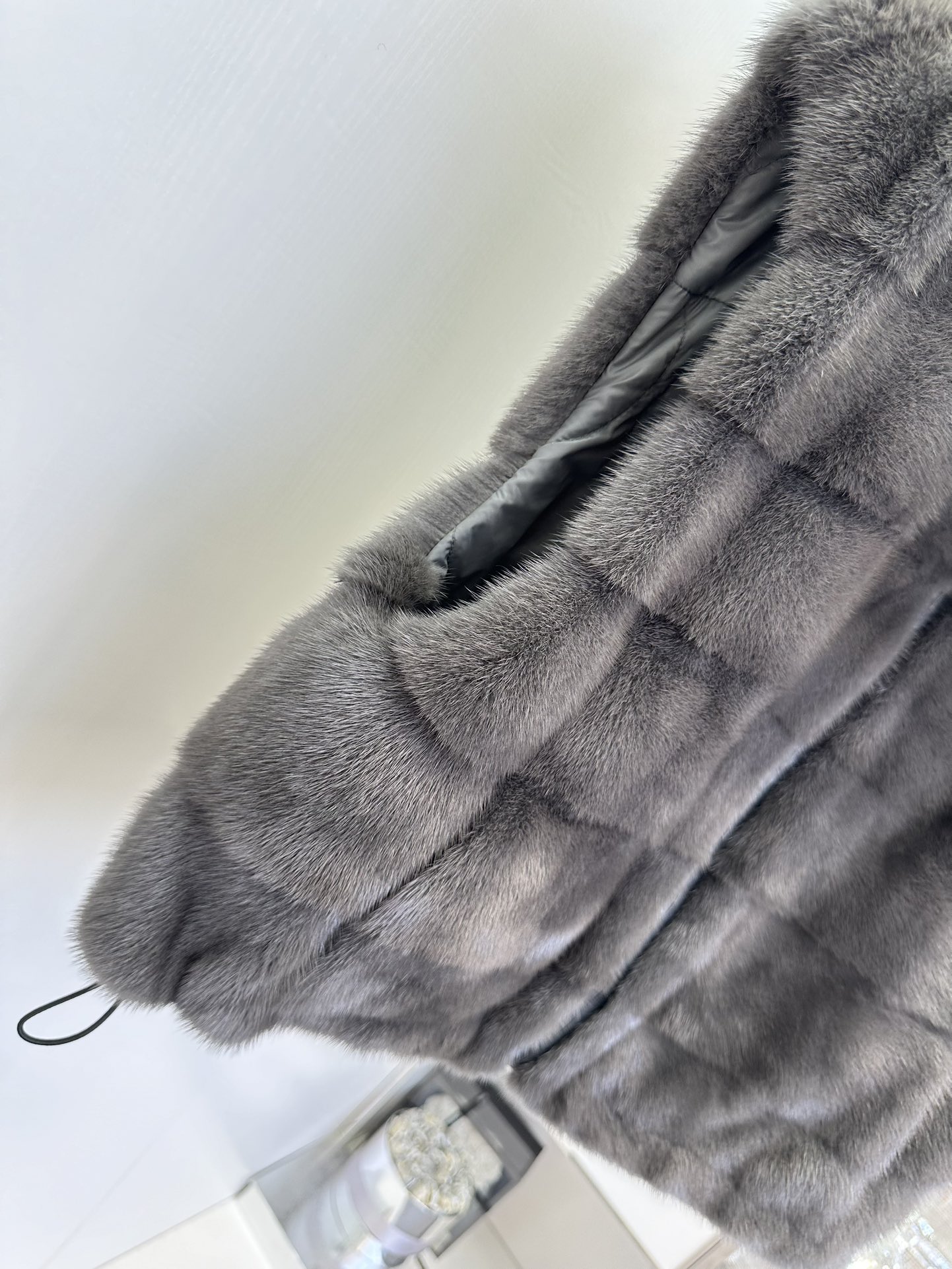 Luxurious Copenhagen-Class Purple Mink Suit with High-Collar Vest Design - 图片 5