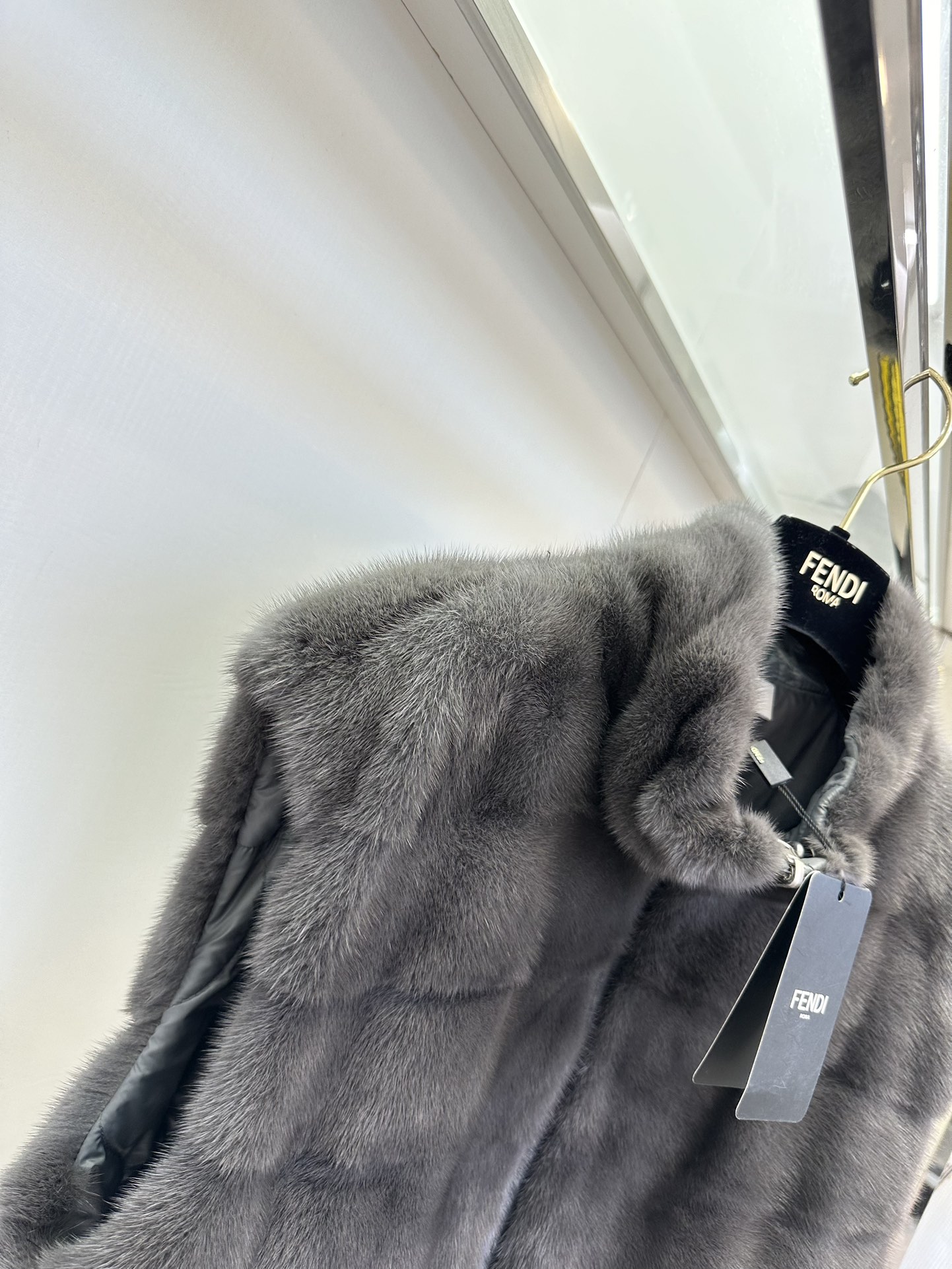 Luxurious Copenhagen-Class Purple Mink Suit with High-Collar Vest Design - 图片 6
