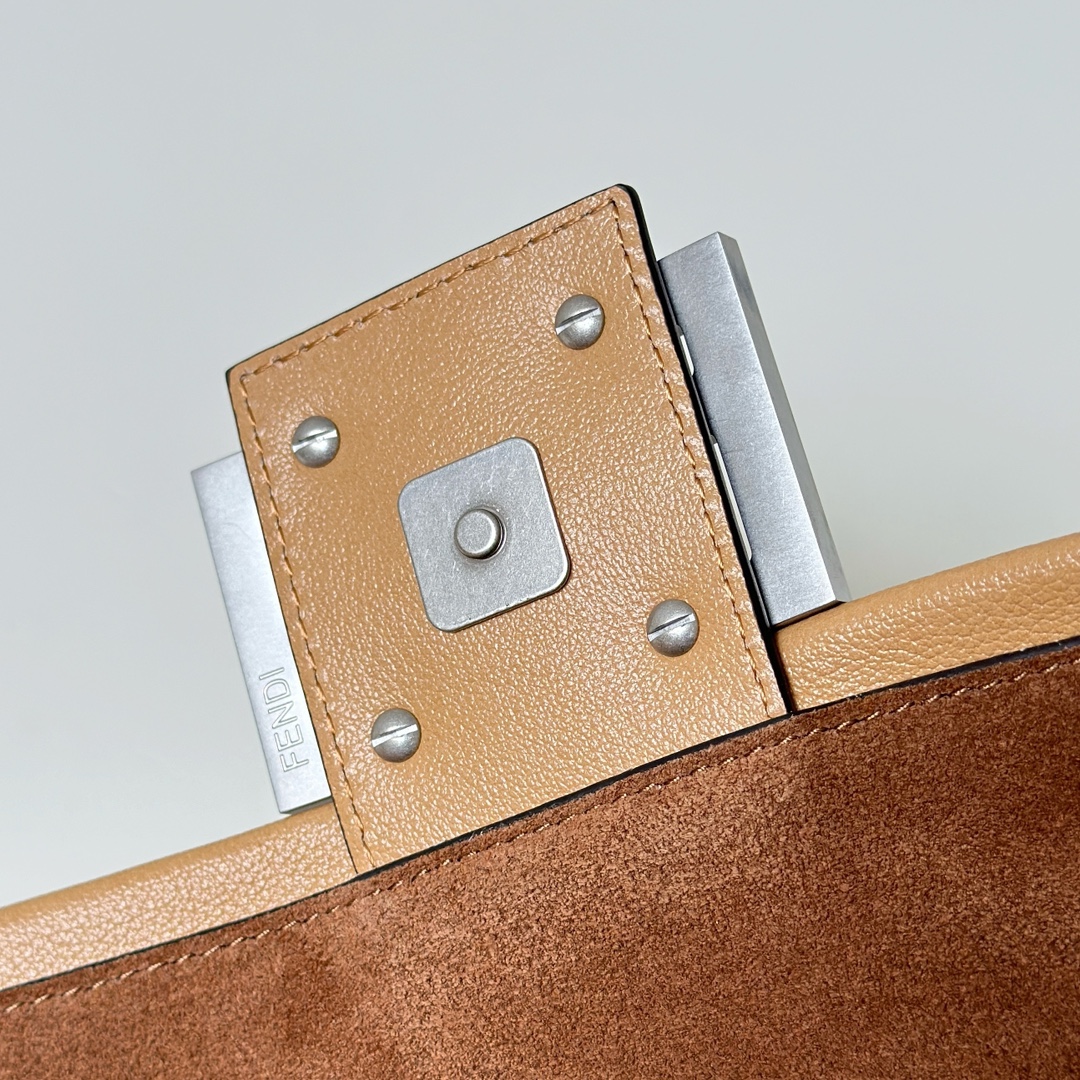 Fendi Baguette Chain Large Handbag in Soft Calfskin Leather, Brown Suede Interior 7 i1731146605 3538 5