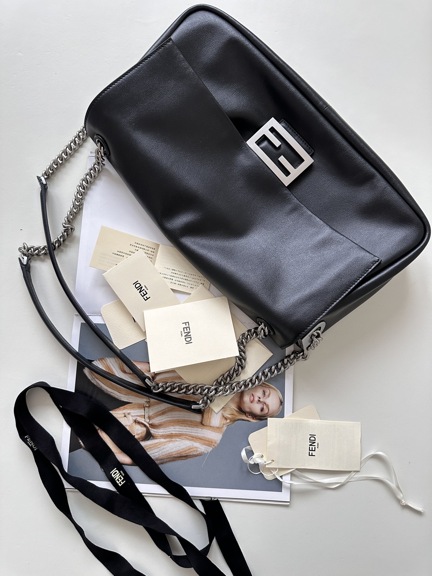 Fendi Baguette Kettingtas - Zacht Kalfsleer - Ruime Schoudertas & Crossbody