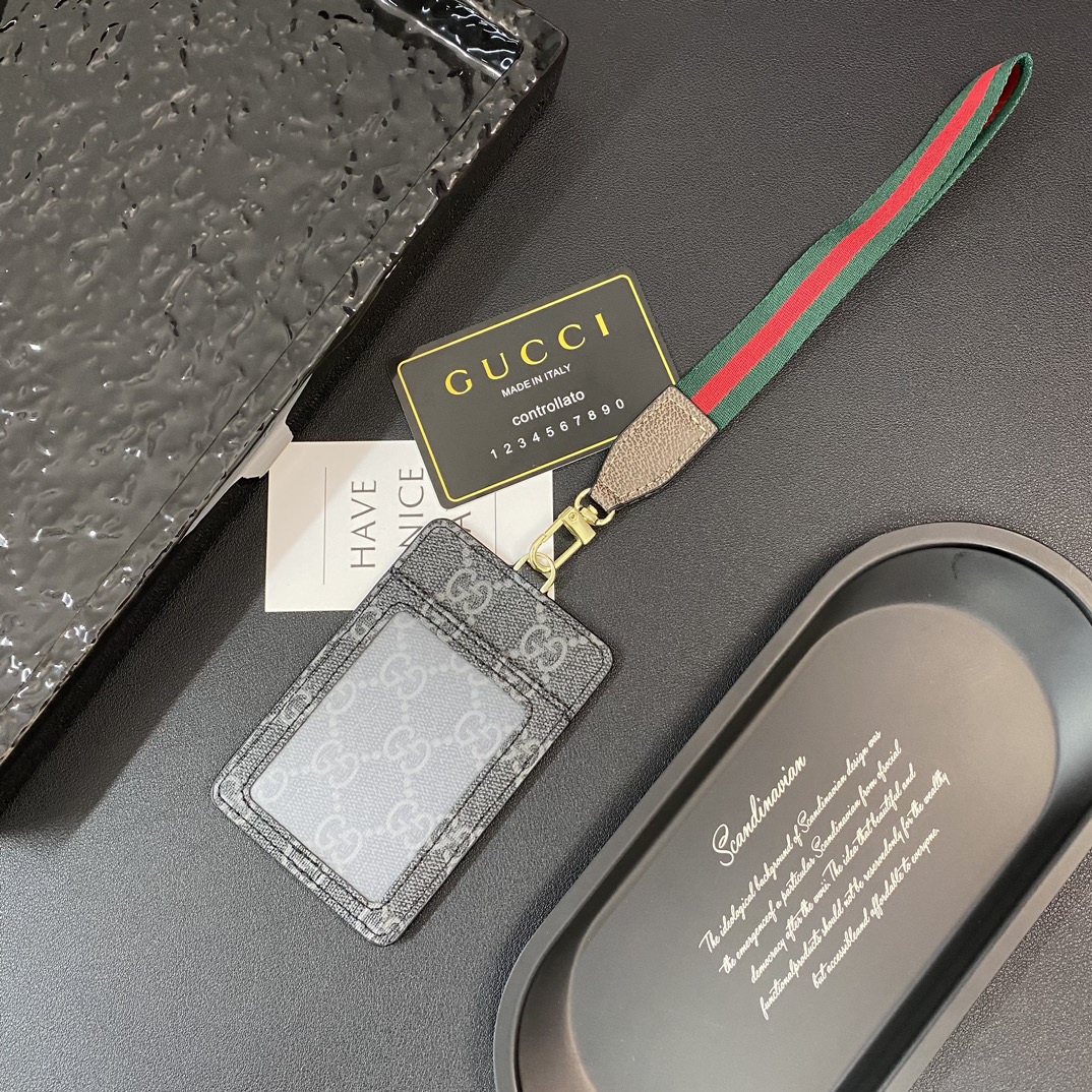 LV+Gucci+巴宝莉 6